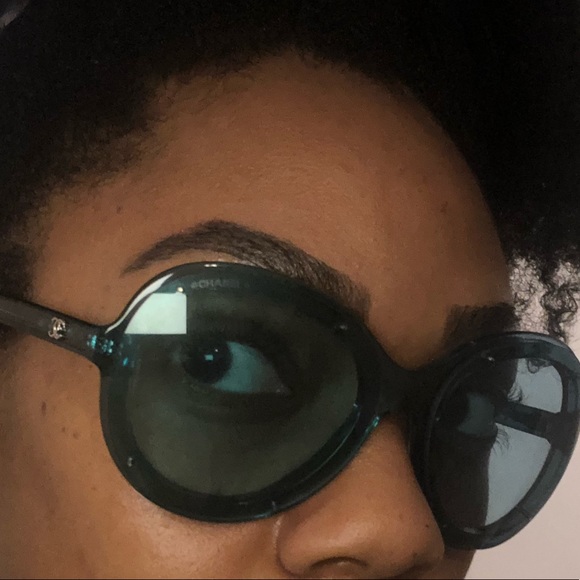 Authentic Blue Chanel Sunnies - Picture 4 of 4